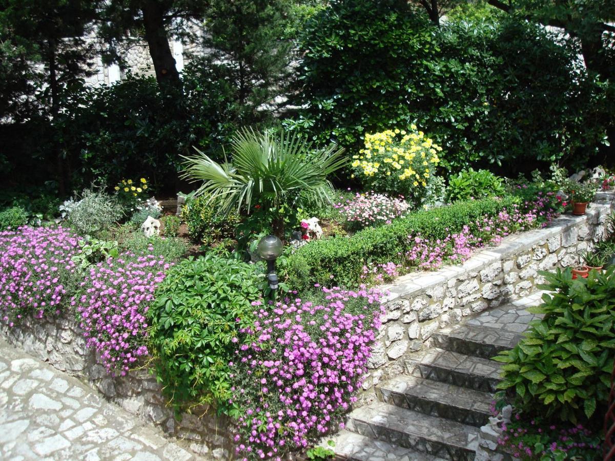 Apartmani Žafaranić Crikvenica Bagian luar foto